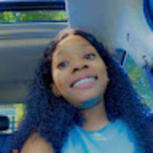 Meet your Posher, Kiya